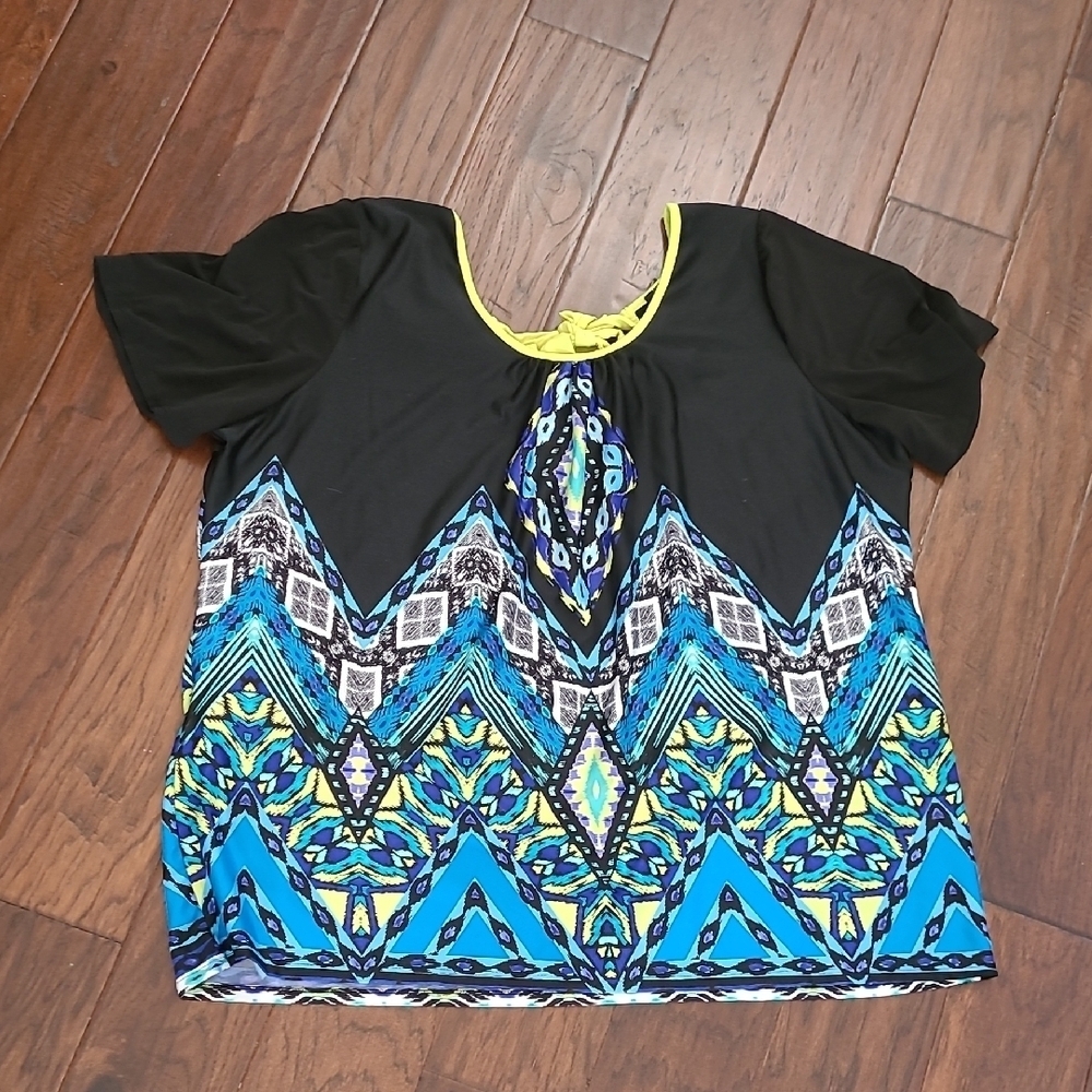 New Directions Black with Colorful Design Top with Tie in the back size 3X